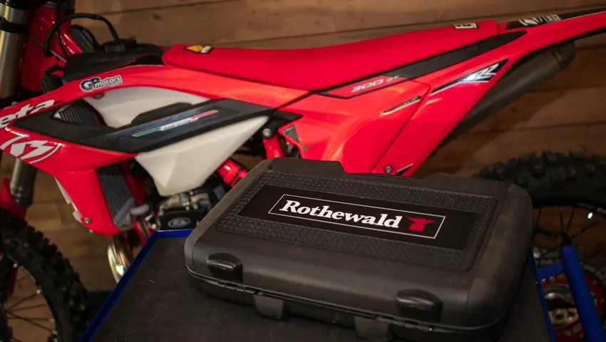 Test outils moto Rothewald