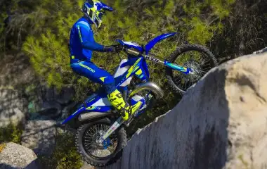 Sherco Xtrem 2027 (250 & 300) : les versions Hard Enduro débarquent avec près de 3 000 € d'équipements