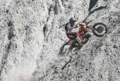 Red Bull Romaniacs 2026 – Jour 2 : Lettenbichler assomme la concurrence ! (+vidéos)