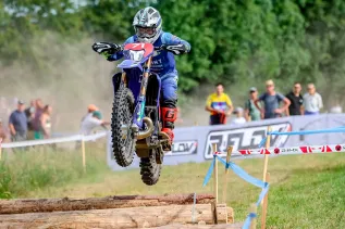 Résultats CDF Enduro Vagney 2026 J1 : Sydow crée la surprise, Magain et Espinasse s’imposent sous la canicule vosgienne